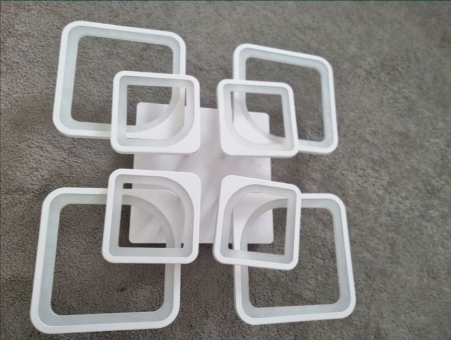 Lustra led cu telecomanda