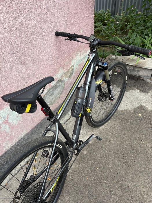 Продам велосипед GIANT TALON 1