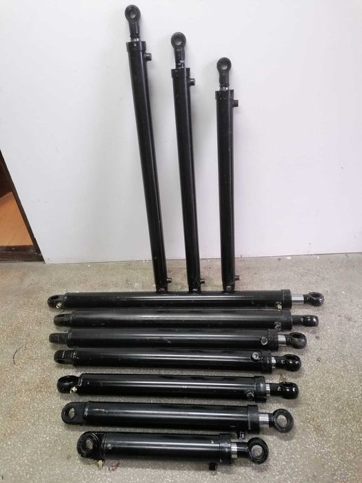 Cilindru incarcator frontal , macara , girafa , cupa , buldo