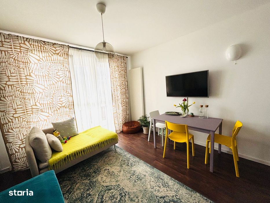 ADORA FOREST: 2 camere + birou, vedere panoramică, parcare inclusă