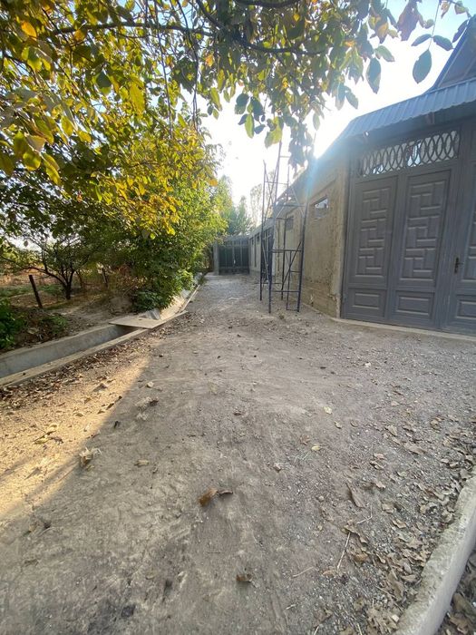 Uchaska sotiladi srochna