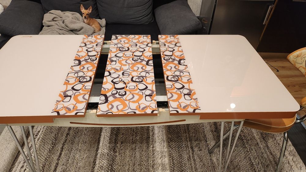 Разтегателна  маса