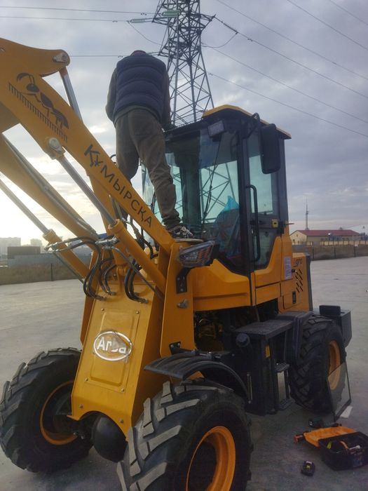 Стекла Спецтехника сельхозтехника