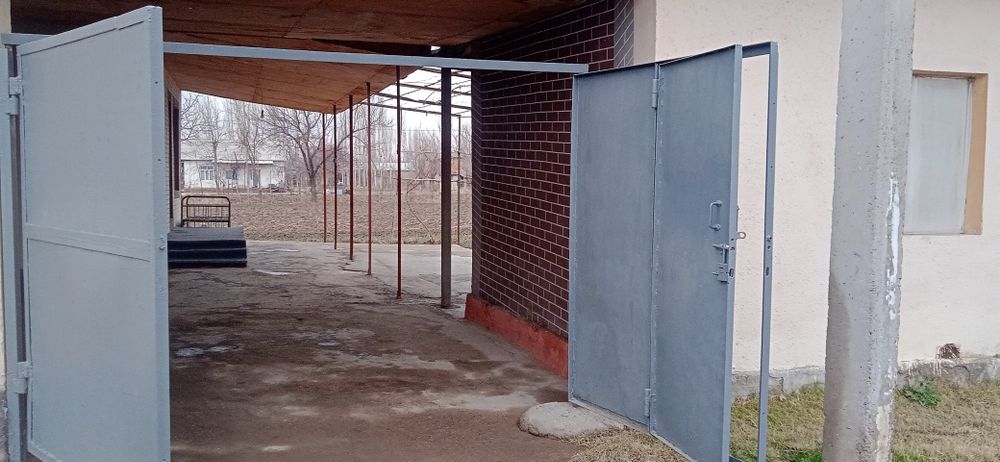 Uy sotiladi hamma hujjatlari bor