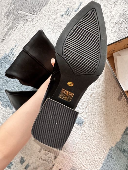 Продам новые ботфорты/сапоги