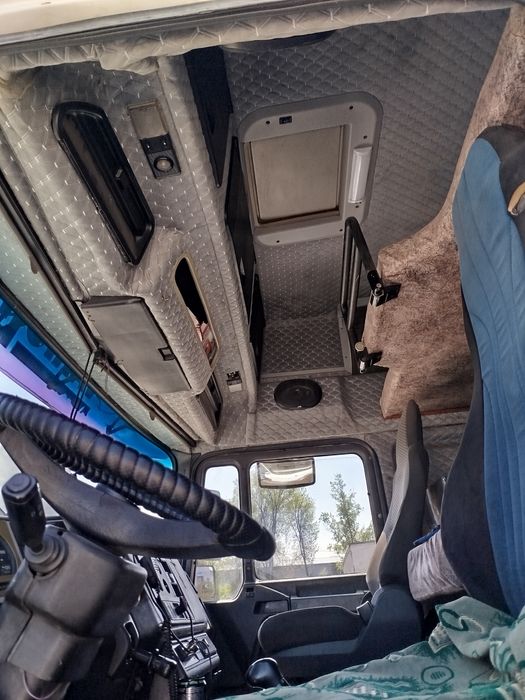 Продам тягач MAN