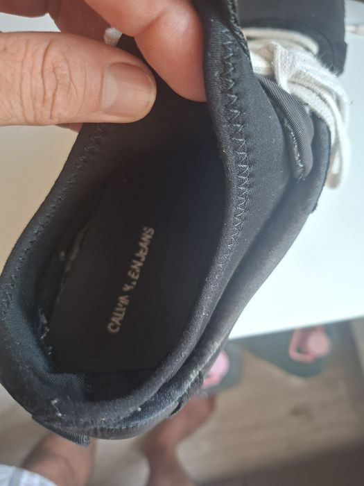 Vand Adidasi Calvin K