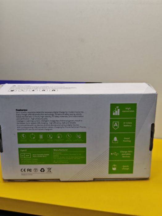 Baterie externă cu panou solar