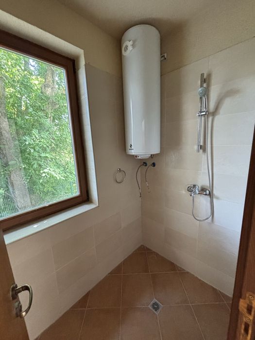 Студио в жилищна сграда