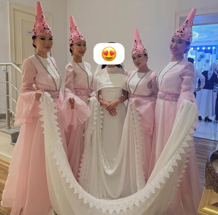 Қазақша көйлектер