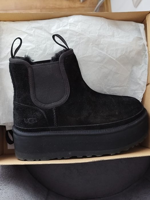 UGG originale de vânzare