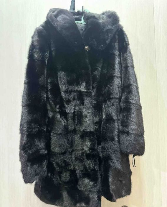 Шуба отличная Норка