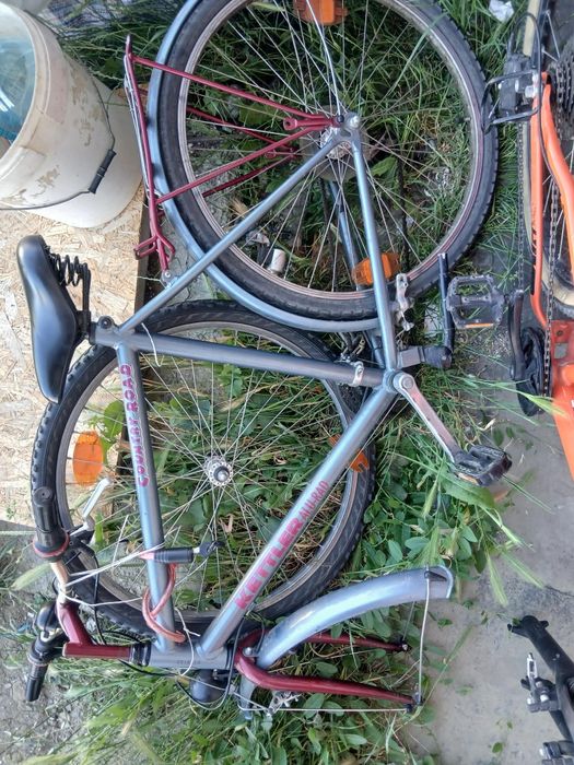 Biciclete de vanzare