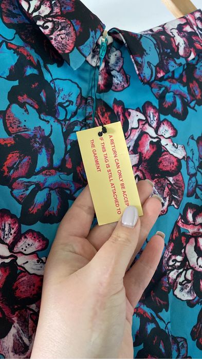 Продам Платья размер M и L