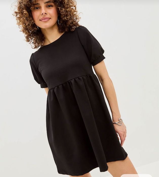 Платье черное повседневное