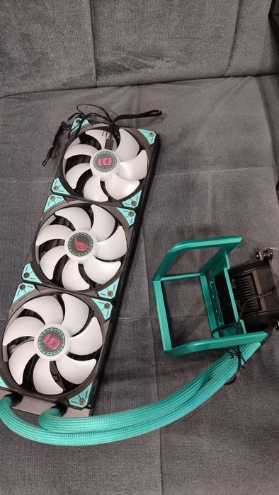 Racire cu lichid Asus ROG RYUO IV 360 Hatsune Miku Edition