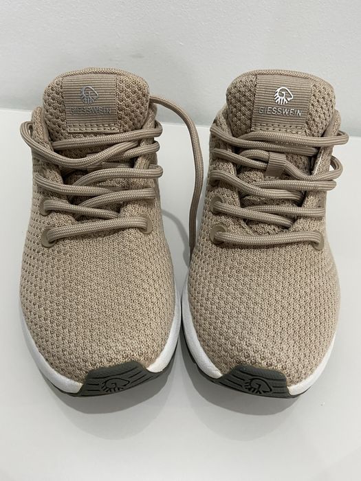 Sneakers Giesswein  36