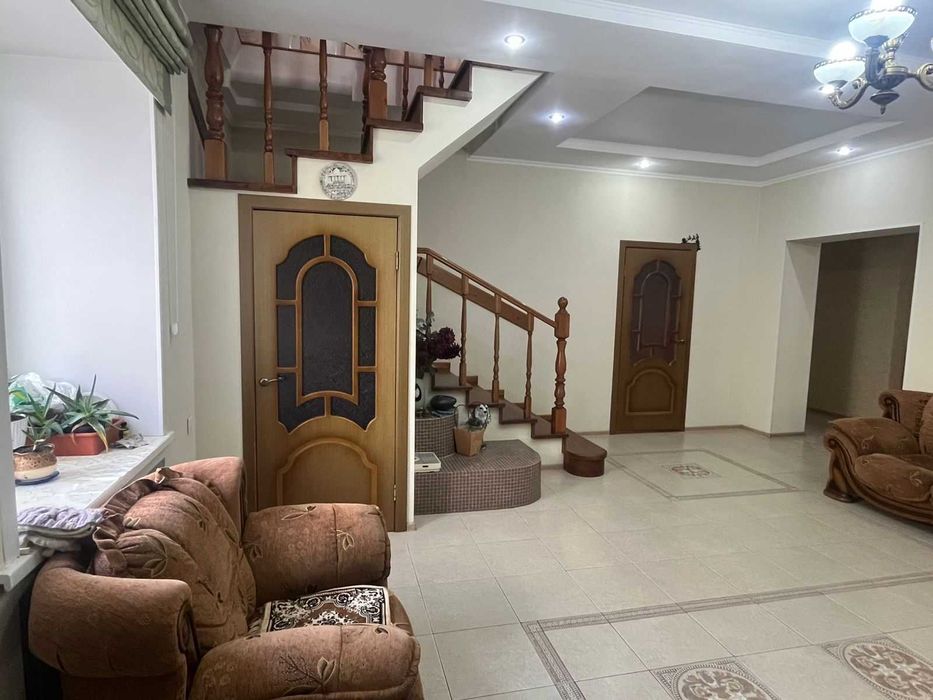 Продается шикарный коттедж