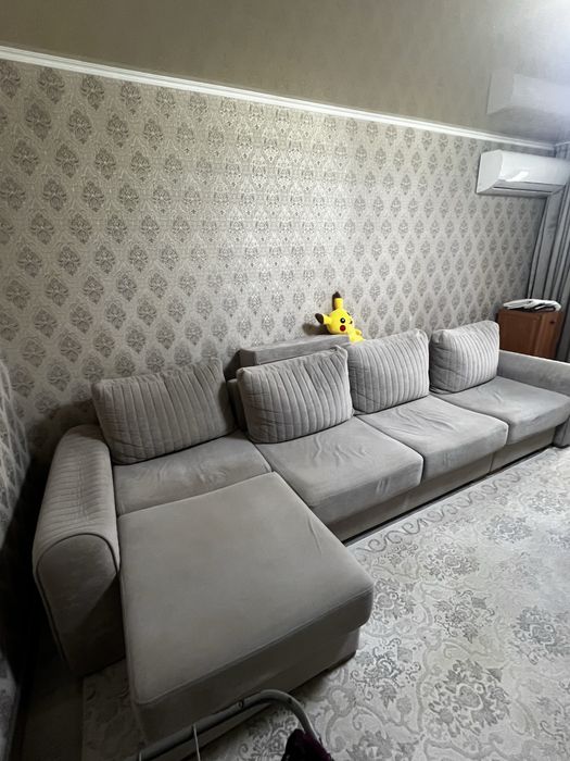 Продам Диван 4 метра