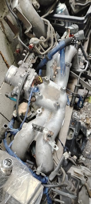 Впускной коллектор