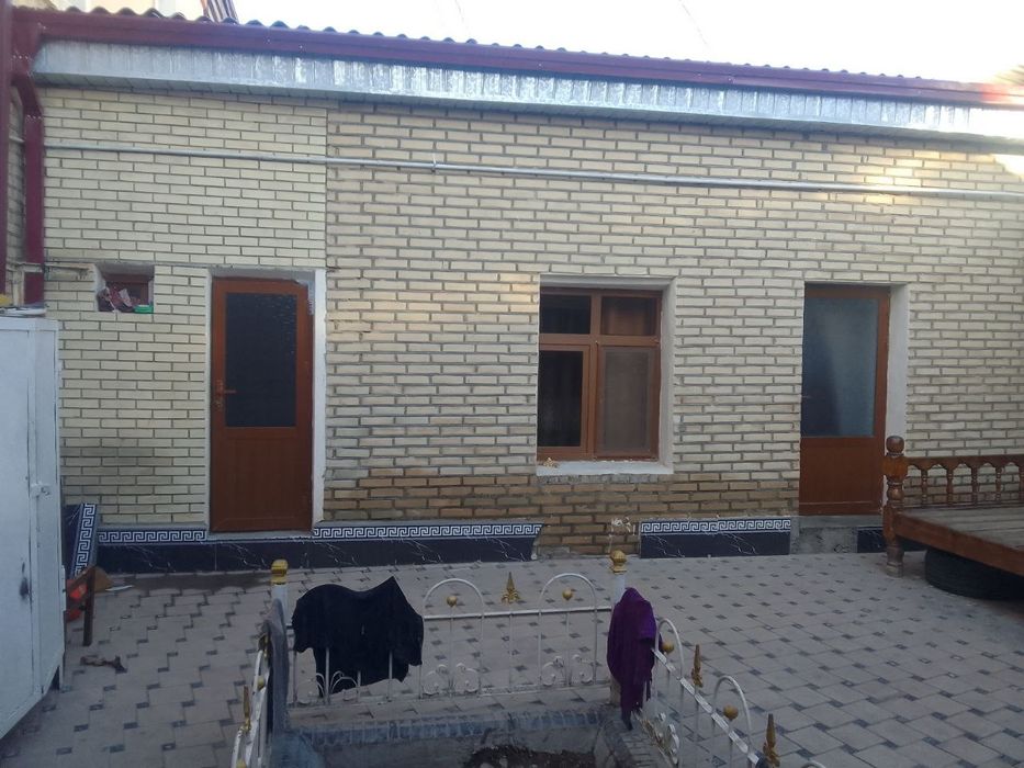 Продаетса участок 2суток 4комнат