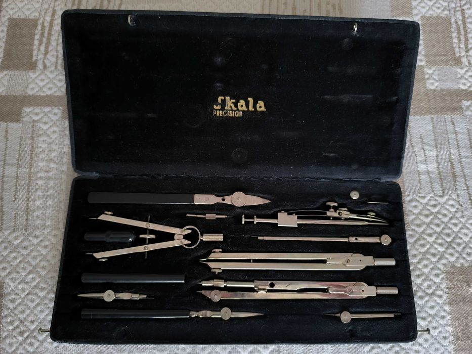 Чертожни пособия нови