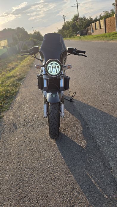 Vând Suzuki SV1000, an fabricație 2004, 30.000 km.