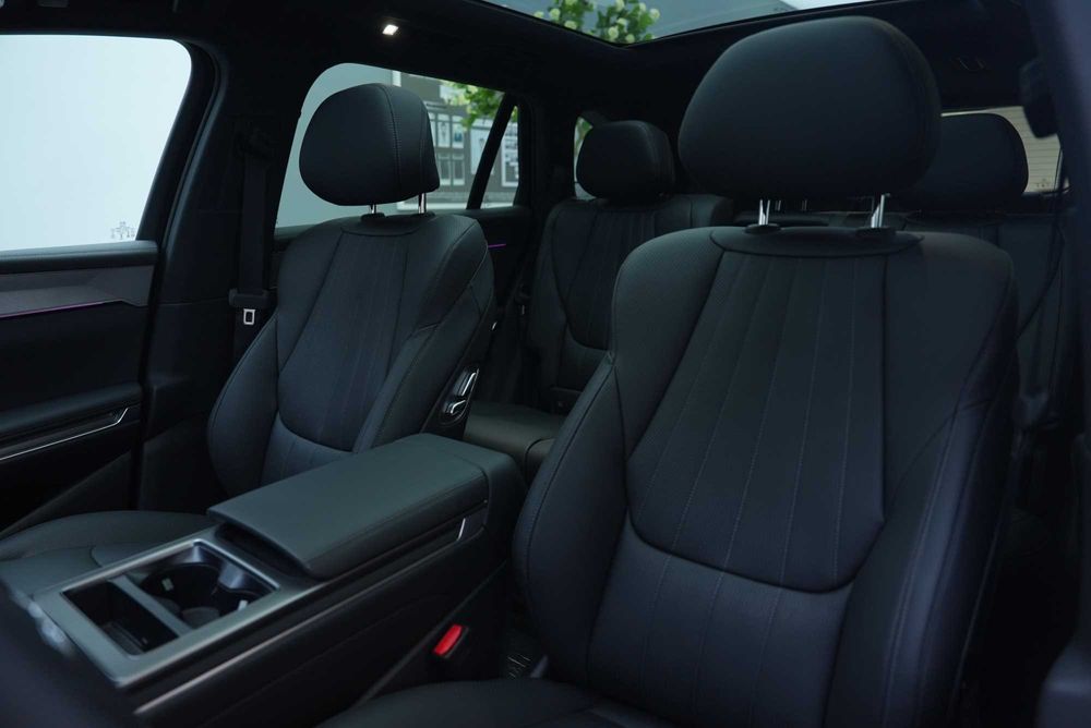 Byd Atto 8 (Dm-I) AUTOZONE