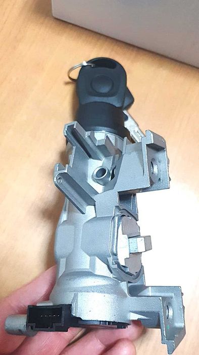 Contact pornire motor compatibil  Skoda / VW / Audi / Seat  OEM  1K0905851B