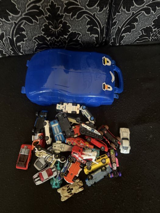 Комплекти HOTWEELS