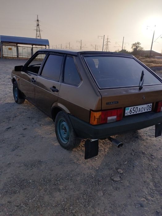 Продам ваз 2109.