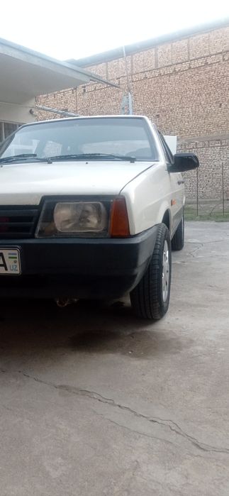 Lada samara 21099