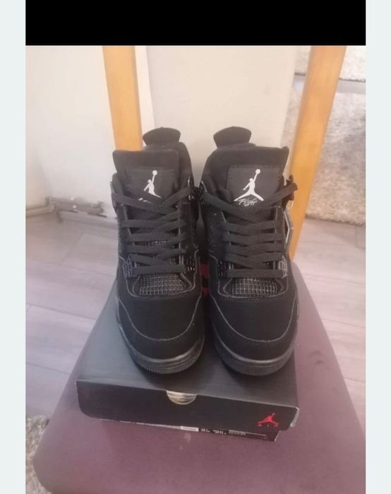 Jordan 4 retro Black Cat