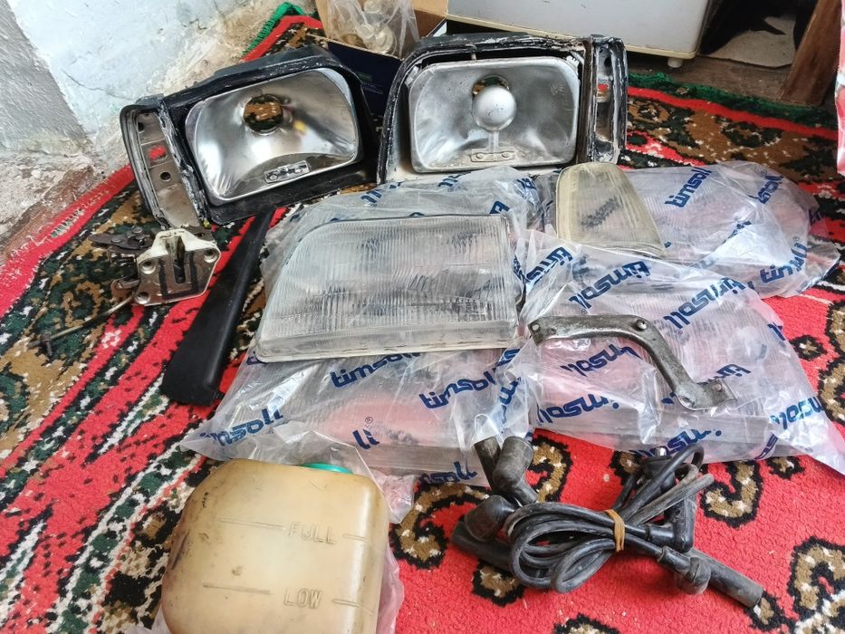 Tico zapchastlar sotiladi