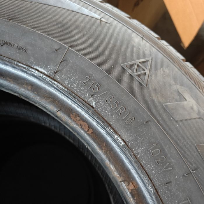 R16 215/65  Комплект летней резины