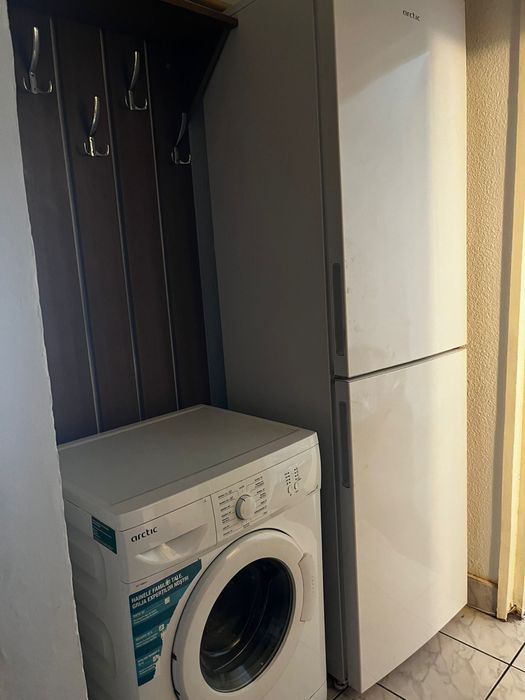 Inchiriez garsoniera