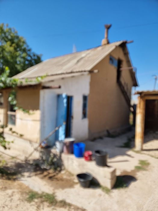 Dacha sotiladi ortasaroy