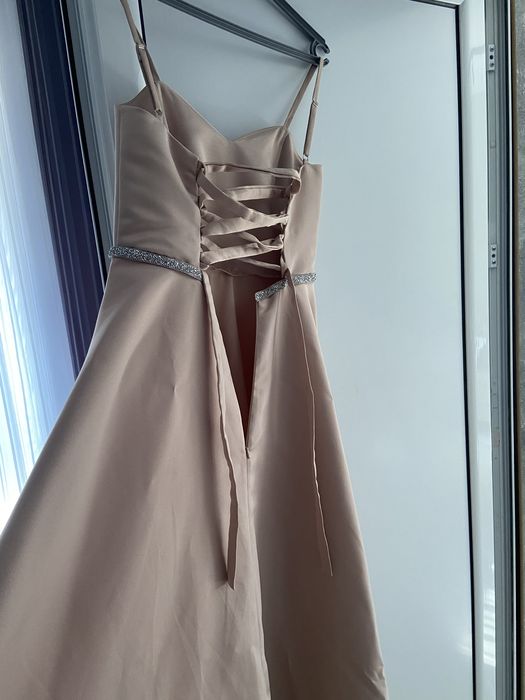 Дълга официална рокля