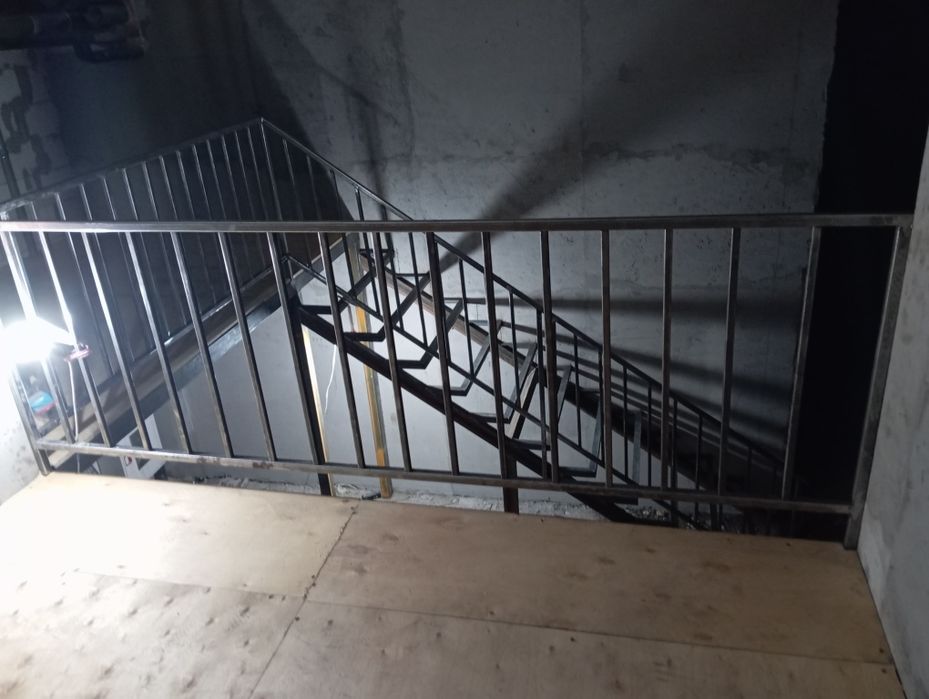 Антресольные этажи под ключ