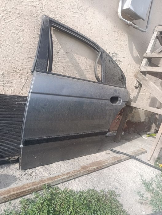 Продам запчасти БМВ