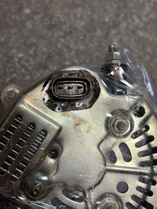 Генератор ланд крузер 80/100 4.2