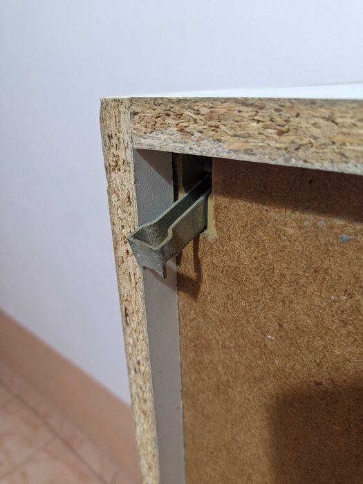 Навесной кухонный шкаф (80х32х70).