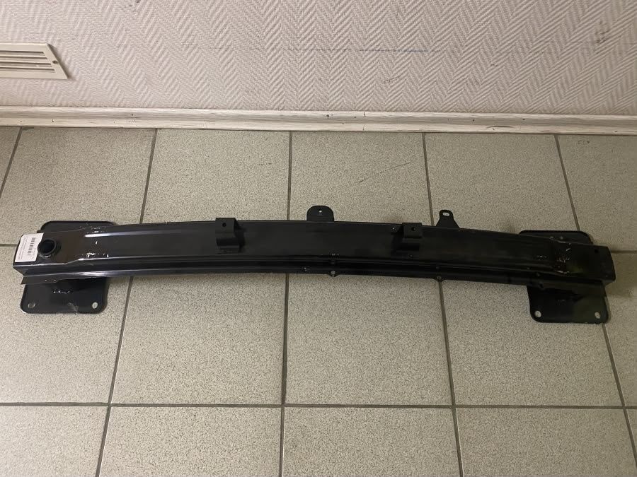 Продаётся Усилитель переднего бампера JAC C7!