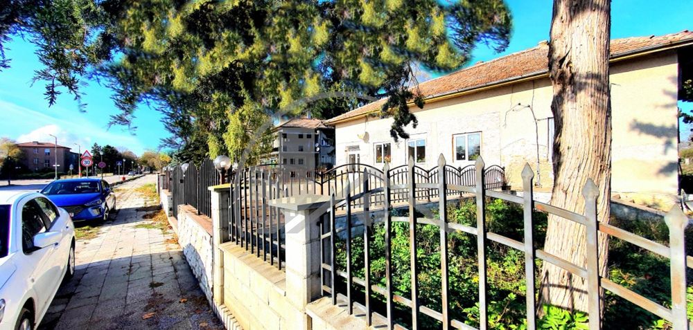 Заведение в Добрич област с.Сенокос площ 400 цена 265000