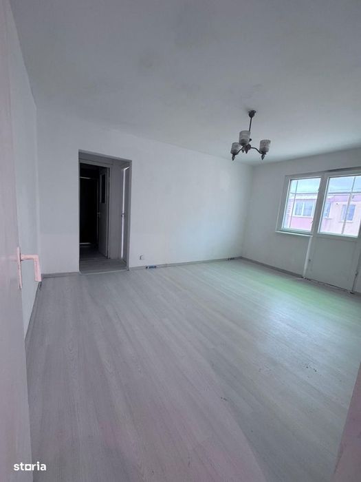 Apartament 2 camere Sacele renovat nou