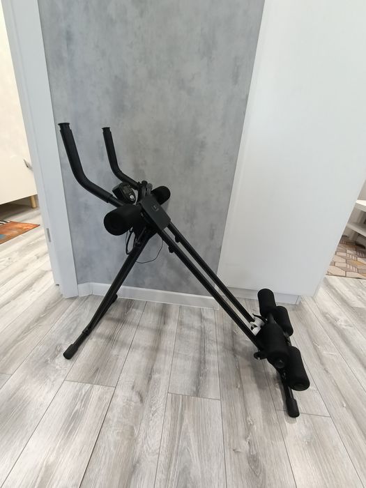 Продам тренажёр для пресса, попы ,ног