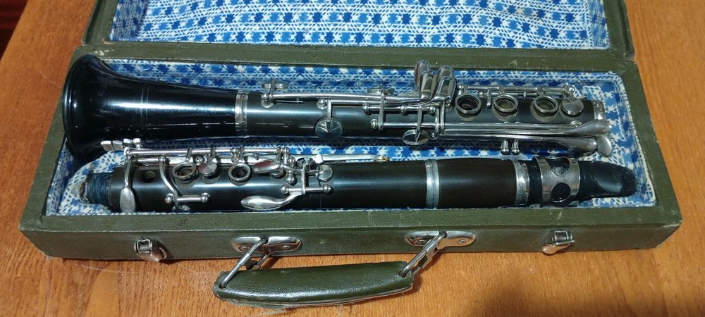 Продам кларнет профессиональный