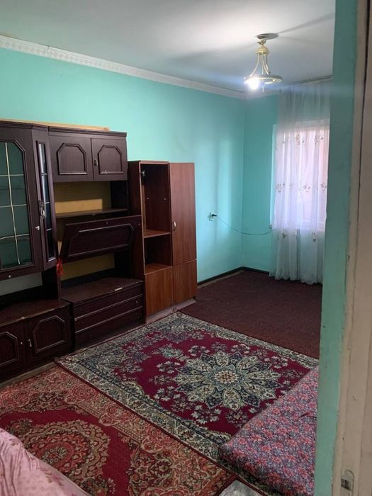 Сдаю квартиру в аренду 2комнату  студентам и семьям