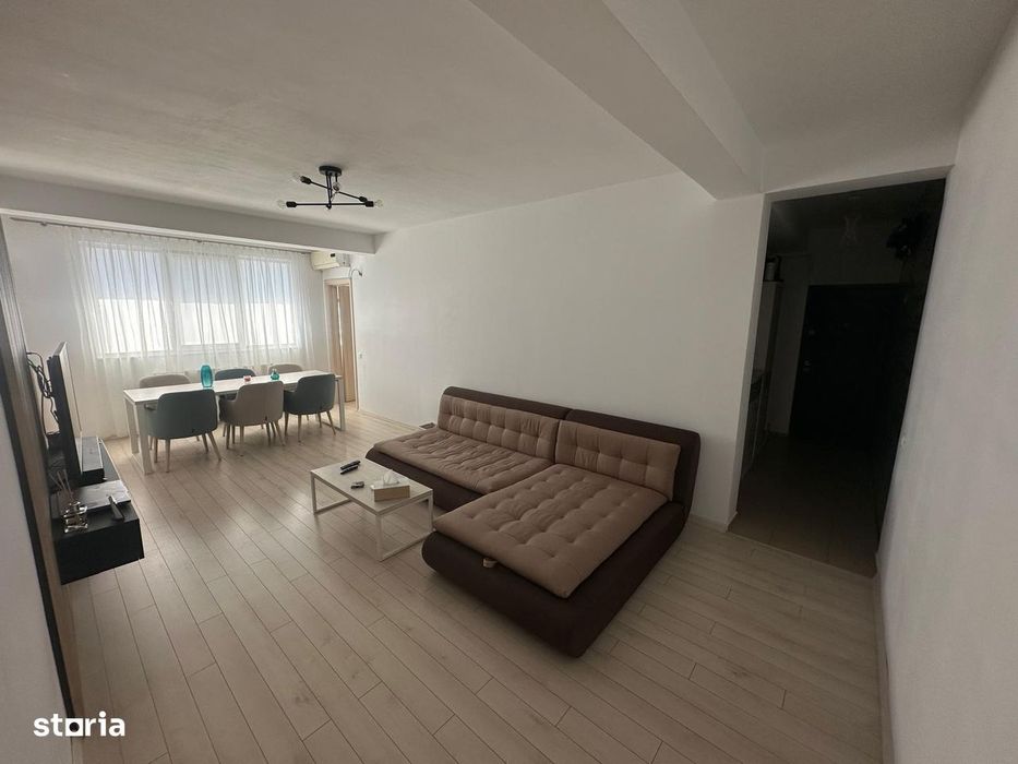 Apartament 3 camere de vanzare, 78mp, mobilat, loc de parcare inclus