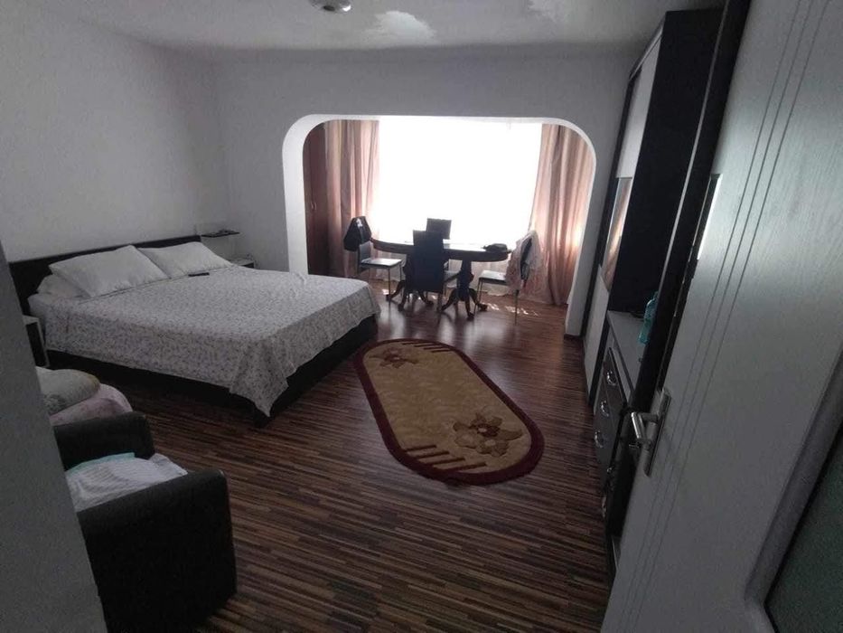 Proprietar casa de vânzare